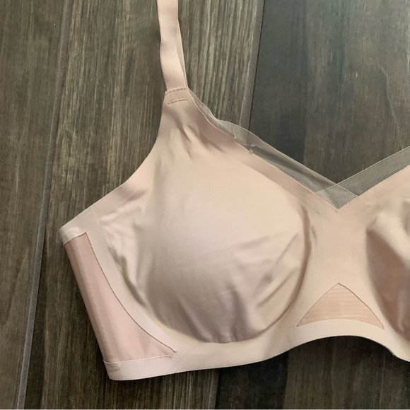 Honeylove Intimates & Sleepwear Honeylove Crossover Wirefree Bra In